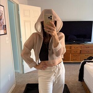 NWOT Alo Yoga crop jacket